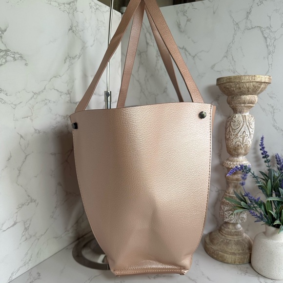 Neiman Marcus Rose Gold Shimmer Tote - Picture 9 of 11